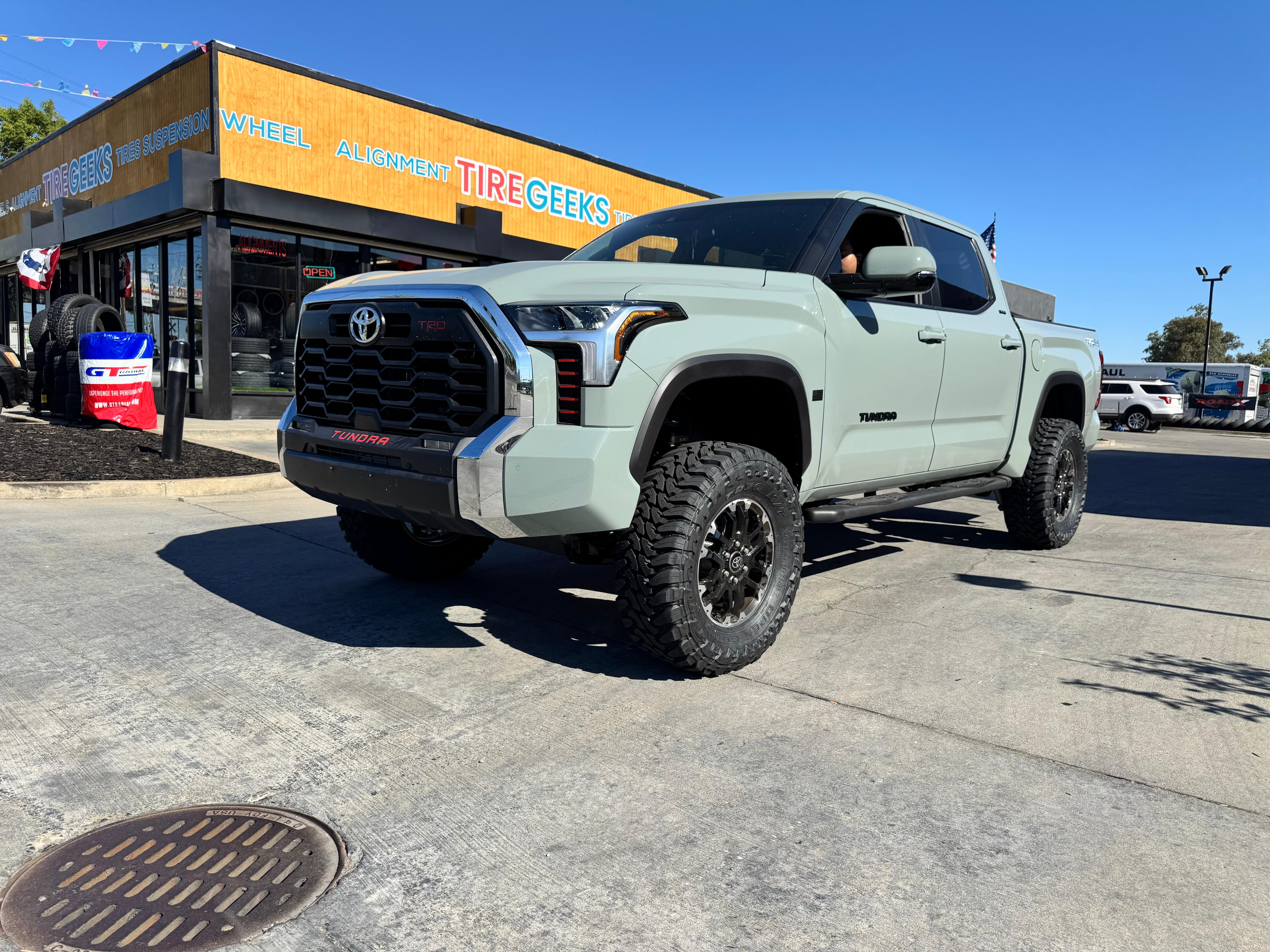 Toyota Tundra TRD - Black Off-Road Wheels