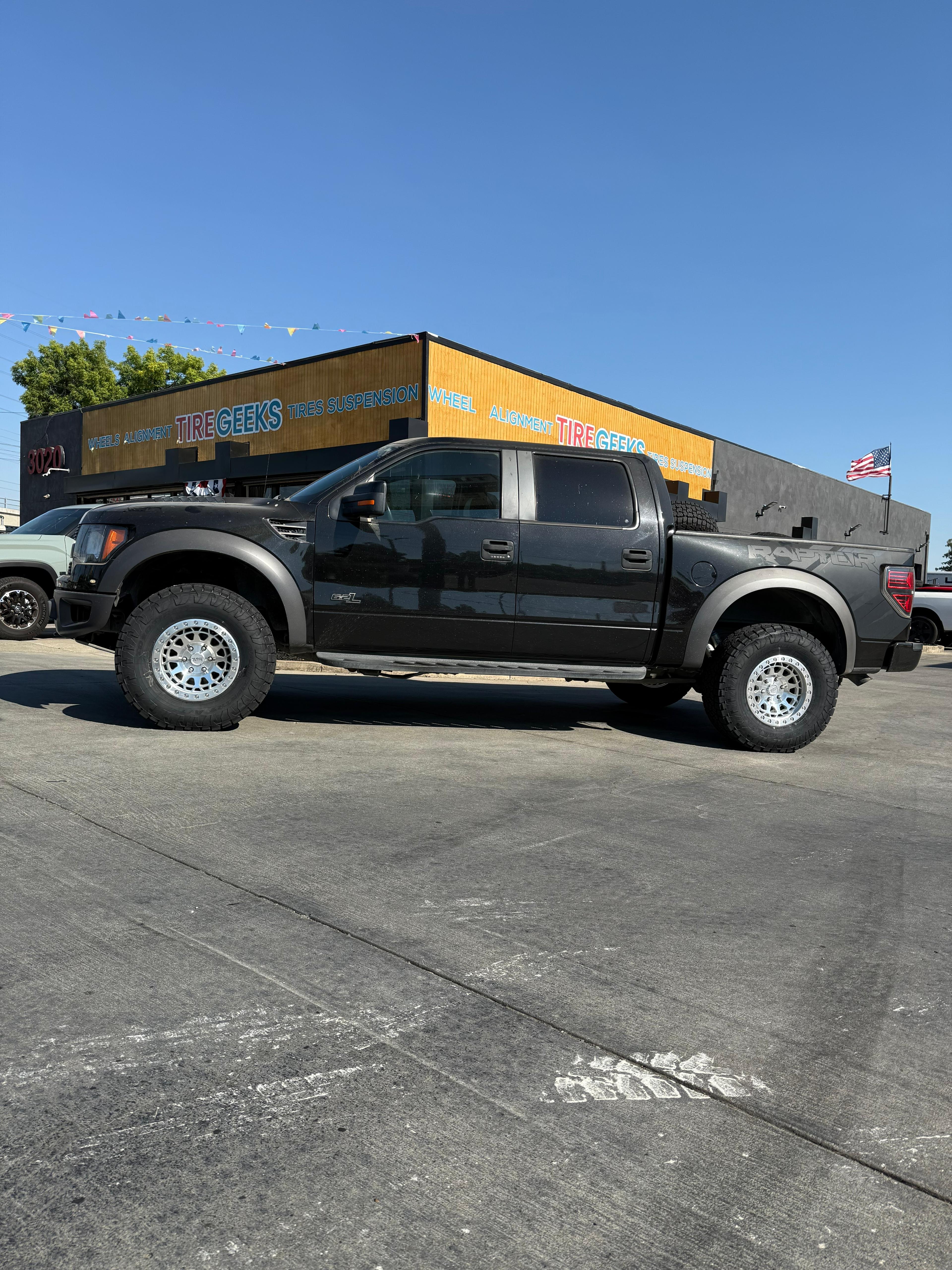 Ford Raptor SVT - Beadlock Off-Road Wheels