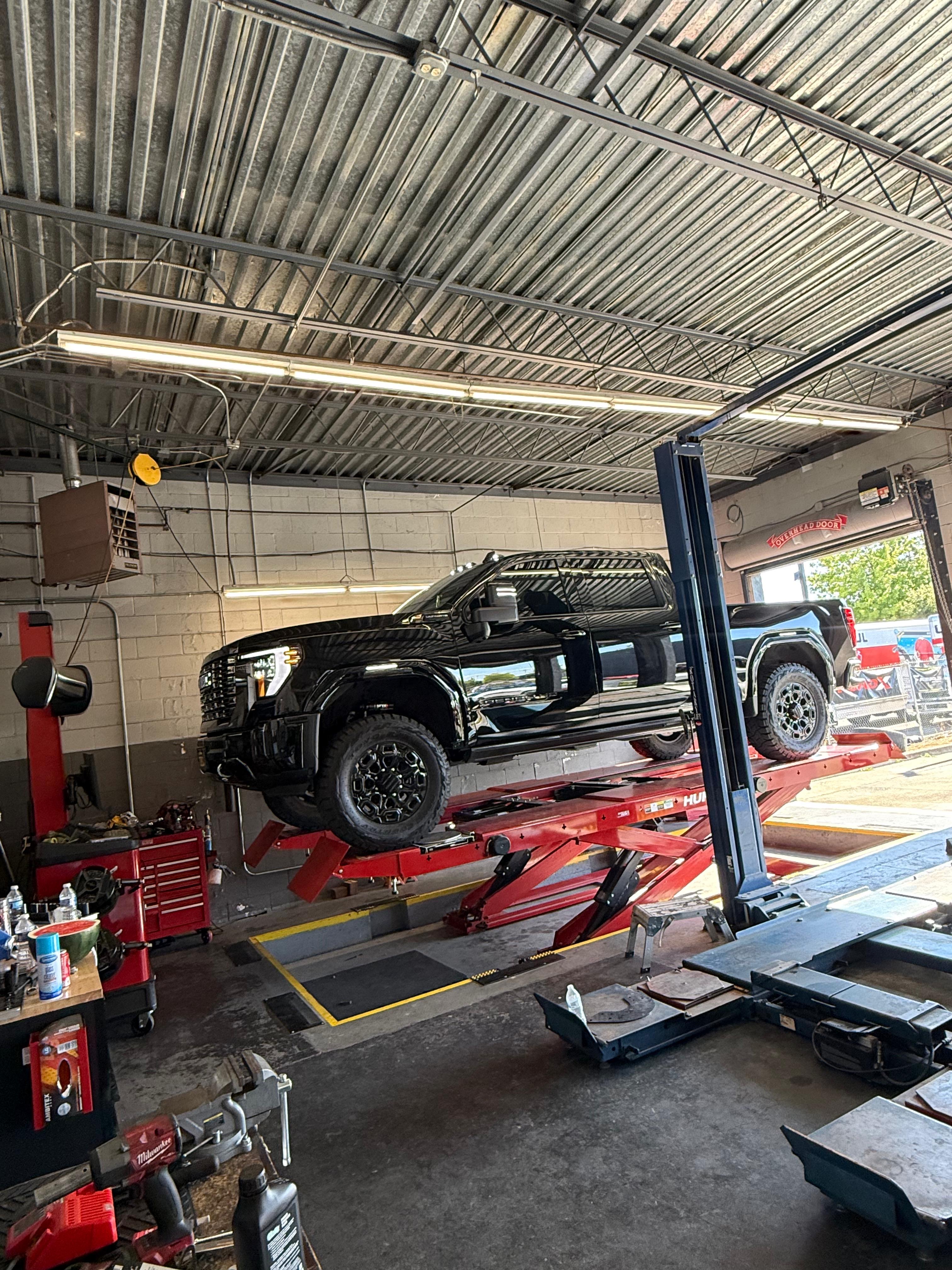 GMC Sierra AT4 - Black Off-Road Wheels